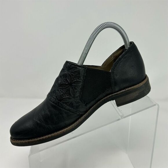 Miz Mooz Women's Tennessee Black Loafer Patterned Size 37 Casual Slip On - Picture 3 of 13